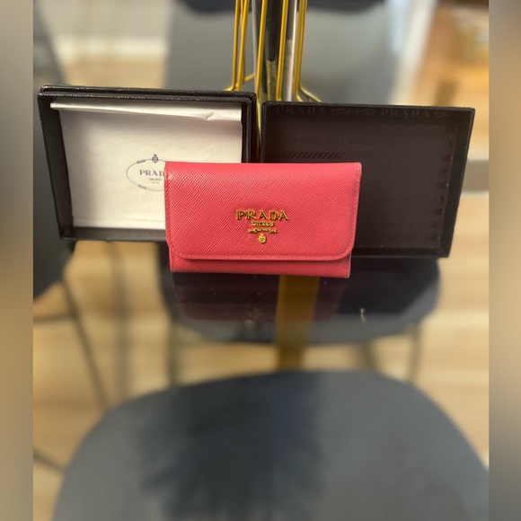 Prada Saffiano Pink Key Holder/ Card Holder - Picture 6 of 16